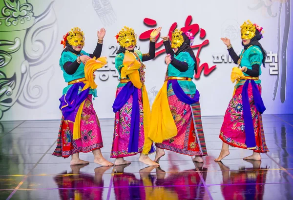 Andong Zuid Korea Okt Indonesische Dansers Uit Sma Nasima Semaran — Stockfoto