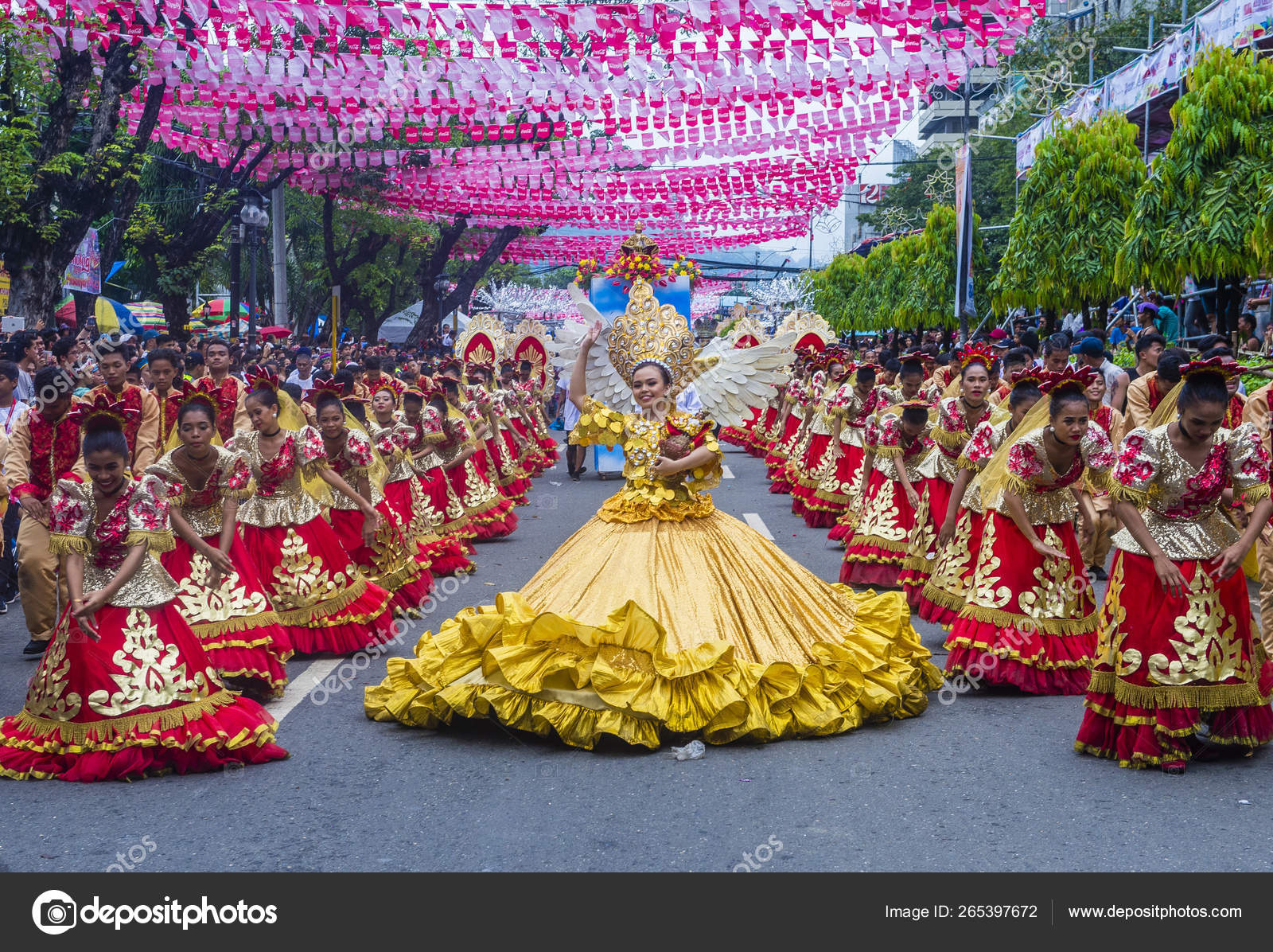 2019 Sinulog festival – Stock Editorial Photo © kobbydagan #265397672