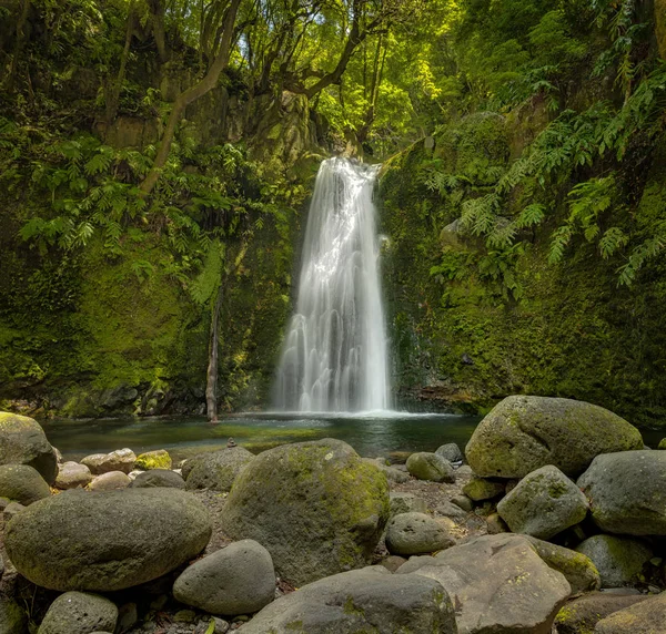 Waterfall Salto do Prego, Sao Miguel — Stock Photo, Image