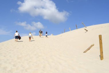 10 Ağustos, 2018, Slowinski Milli Parkı, insanların Leba, Polonya, düzenleme fotoğraf / dune Polonya kum