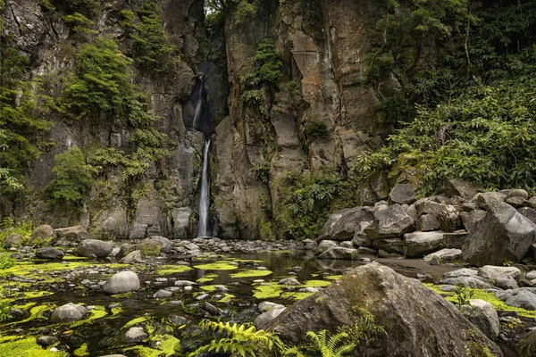 Водоспад Салто-Ду-Каріто, Сан-Міґель — стокове фото