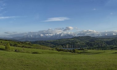 Yüksek Tatraların, dağların, Vysoke Tatry 'nin ekstra geniş manzarası