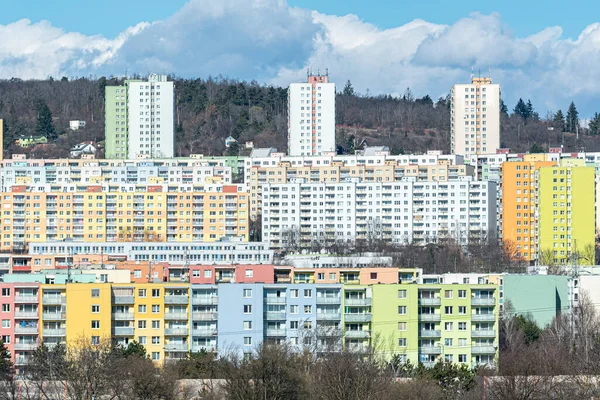 Panorama miasta bloków, osiedle bloków, Czechy — Zdjęcie stockowe