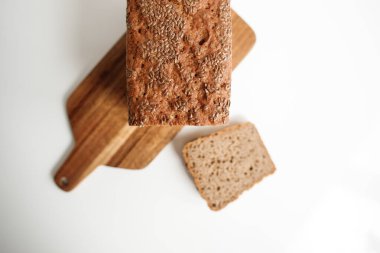 tam tahıllı mayasız sağlıklı ekmek