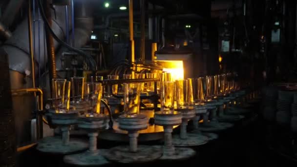 工厂上的玻璃器皿生产线 — 图库视频影像