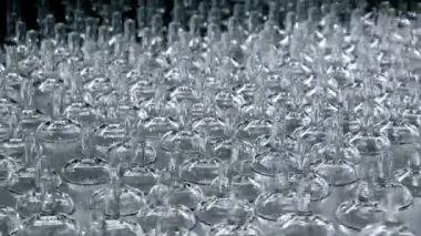 Kadehlerin üretim hattı