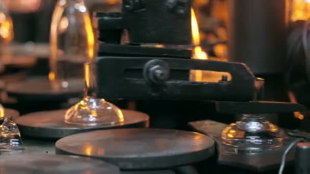 Ligne de production de verres à vin — Video