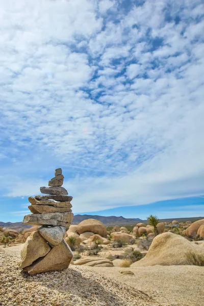 Balancing stone