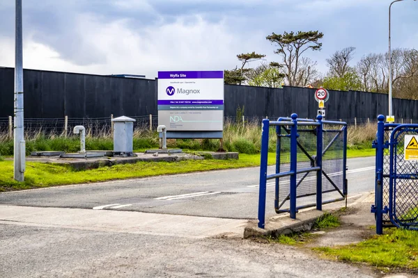 Cemaes, Anglesey, Wales - 23 duben 2018: Nové jaderné elektrárny se chystá na výrobu — Stock fotografie