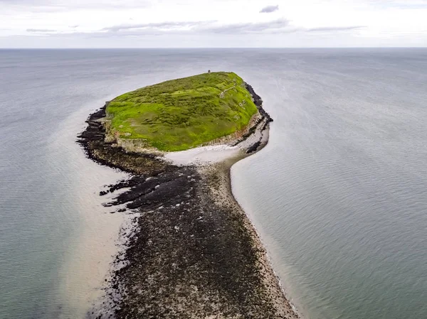 Flygfoto över puffin island - Wales - Förenade kungariket — Stockfoto