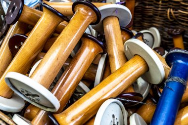 İngiliz sallayarak ve tekstil sektörünün geleneksel yün makaraları