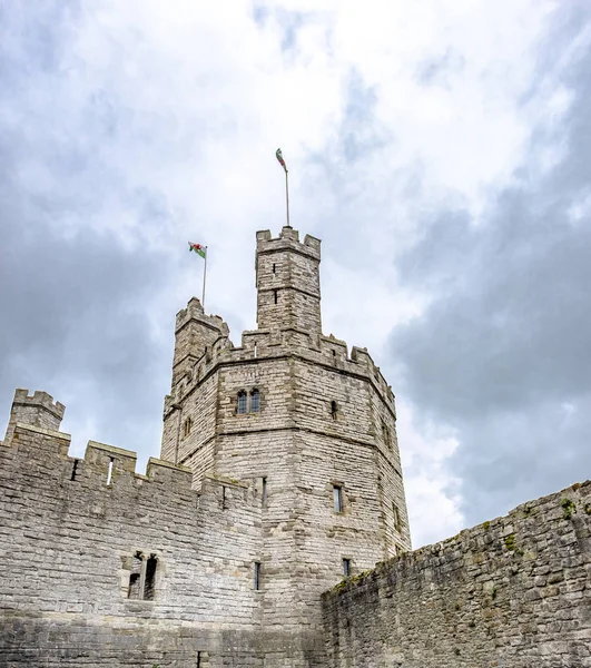 Close-up van de toren van het kasteel bij Caernarfon — Stockfoto