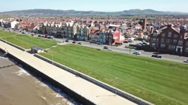 Galler - İngiltere'de Rhyl havadan görünümü