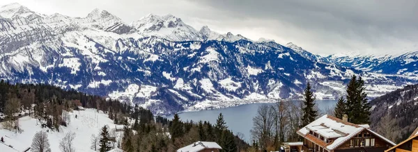 Mounts Eiger, Moench,Jungfrau und Interlaken in the Jungfrau region — Stok fotoğraf