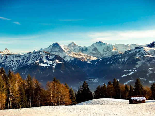 Bergen eiger, moench en jungfrau in de jungfrau region — Stockfoto