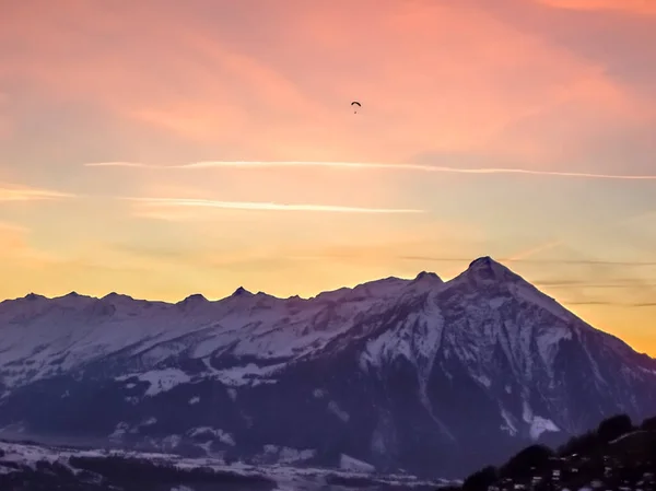 Alpes suíços vistos de Beatenberg durante o inverno — Fotografia de Stock