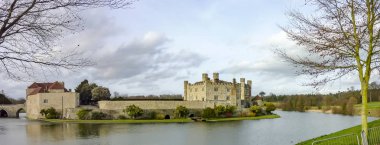 Kış manzara İngiltere ' de Leeds Castle. Güzel İngilizce kale, Maidstone, Kent.