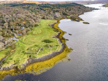 Dunvegan kale, Isle of Skye havadan sonbahar görünümü