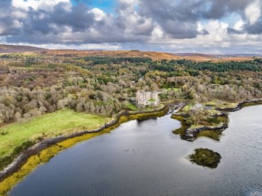 Dunvegan kale, Isle of Skye havadan sonbahar görünümü