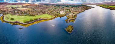 Dunvegan kale, Isle of Skye havadan sonbahar görünümü