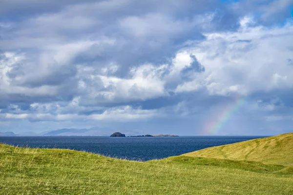 Gearren και fladaigh νησί το μικρό Minch μεταξύ Σκάι και Lewis, Harris - Outer Hebrides, Σκωτία — Φωτογραφία Αρχείου