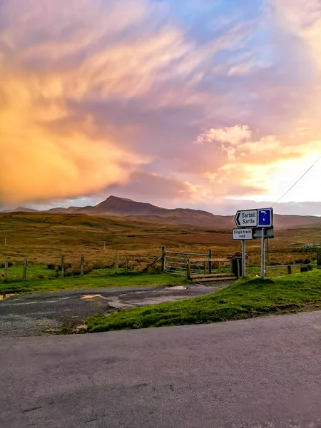 Sonnenuntergang beim Quaken auf der Insel Skye - Schottland — Stockfoto