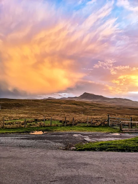 Sonnenuntergang beim Quaken auf der Insel Skye - Schottland — Stockfoto