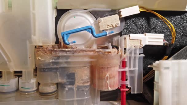 Inside view of an calcified dish washing machine — Stock Video