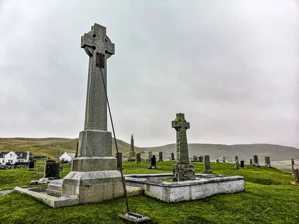 Kilmuir, Szkocji - 2019 25 października: Grób Flora Macdonald położony jest nad Kilmuir cemetry na wyspie Isle of Skye — Zdjęcie stockowe