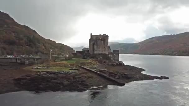 Пташиного Польоту Історичний Замок Eilean Donan Dornie Шотландія — стокове відео