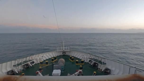 Irských trajektové jízdy od přístavu v Dublinu do Cherbourgh - Irsko — Stock video