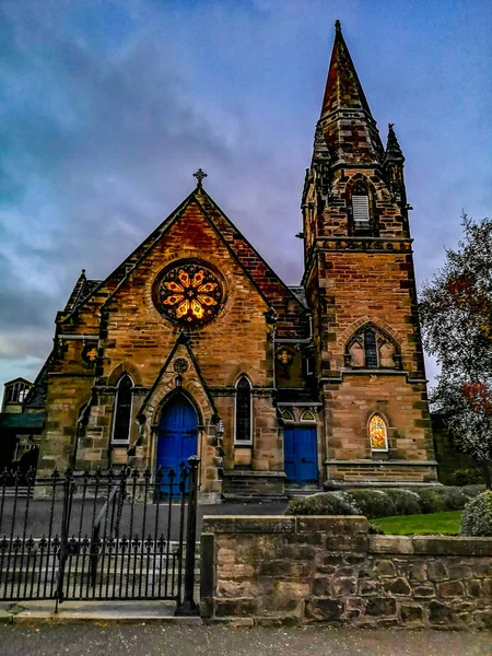 Historic church building in Edinburgh town - Scotland — Stock Photo, Image