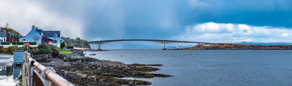 Skye Bridge - Isle of Skye, Skottland — Stockfoto