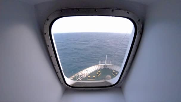 Ferry irlandês dirigindo para o porto de Dublin - Irlanda — Vídeo de Stock