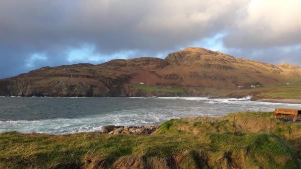 Muckross başıdır 10 km. kadar Kuzey-Batı İrlanda Killybegs, co Donegal batısında küçük bir yarımada. — Stok video