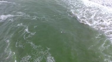 Bundoran ve Donegal Bay - İrlanda sörfçü havadan görünümü