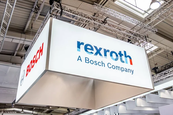 HANNOVER, ALEMANHA - 02 de abril de 2019: Bosch Rexroth apresenta inovação contínua na Feira de Hannover — Fotografia de Stock