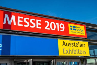 Hannover, Almanya - 02 Nisan 2019: Hannover Fuarı kalır dünyanın önde gelen Endüstriyel teknoloji, bu Telekom için vitrin ve ticaret