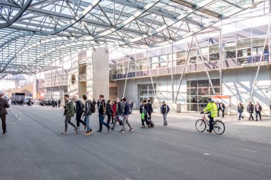 Hannover, Almanya - 02 Nisan 2019: Hannover Fuarı kalır dünyanın önde gelen Endüstriyel teknoloji, bu Telekom için vitrin ve ticaret