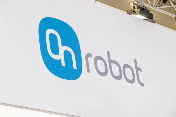Hannover, Tyskland - April 02 2019: Onrobot visar nya innovationer på Hannover Messe — Stockfoto
