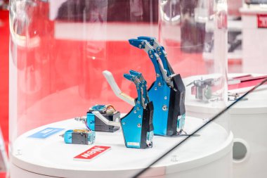 Hannover, Almanya - 02 Nisan 2019: Thk Hannover Messe adlı yeni kendi yenilikleri sunuyor