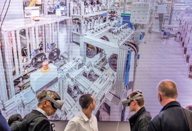Hannover, Almanya - 02 Nisan 2019: Igus Hannover Messe adlı kendi en yeni Vr yenilikleri sunuyor