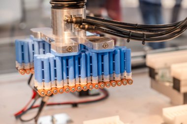 Autopmation robot pil sıralama-vakum kavrama