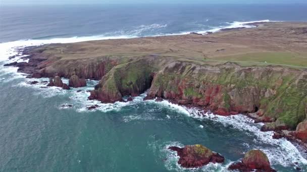 Widok z lotu ptaka z krwawej Foreland, County Donegal, Irlandia — Wideo stockowe