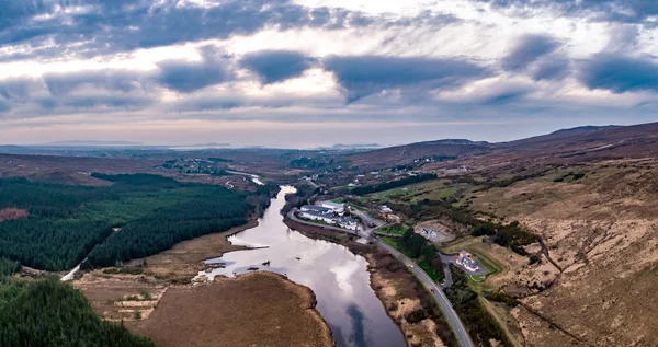 Sunset above Gweedore and Lough Nacung Lower, County Donegal - Irlanda — Fotografia de Stock