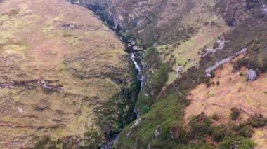 Donegal İlçesi Assaranca Şelalesi Havası - İrlanda