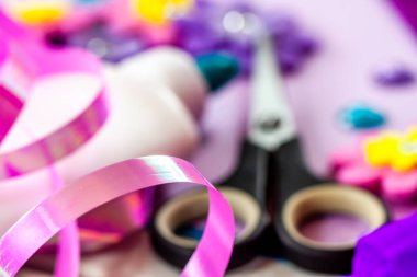 Okul şeker koni ilk gün için kağıt el sanatları yapma