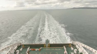 Dublin limanından kalkan feribot - İrlanda