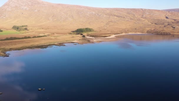 Intrarea sudică în Parcul Național Glenveagh este o adevărată bijuterie ascunsă - Comitatul Donegal, Irlanda — Videoclip de stoc