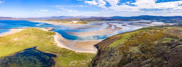 Donegal-Ireland县Portnoo的Cashelgolan山空中景观 — 图库照片